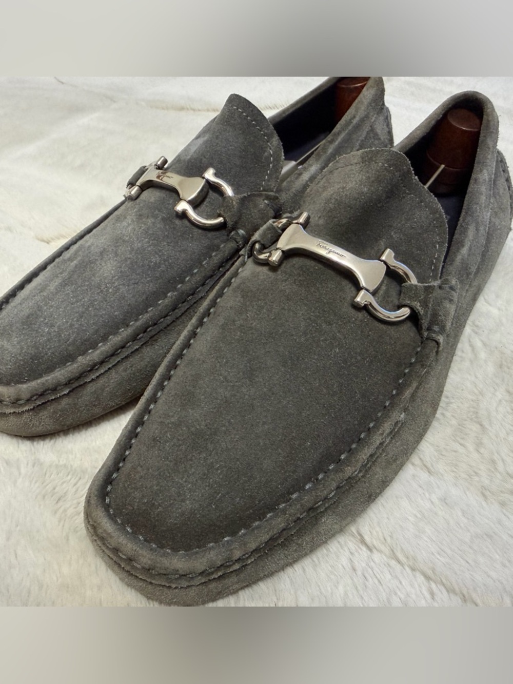 $850 Salvatore Ferragamo Gancini Ornament Bit Suede Driving Loafers Gray 10 11 - Picture 9 of 16